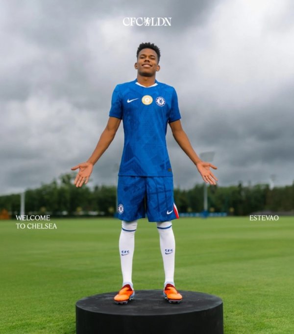 埃斯特旺：世俱杯赛后充足没听懂帕尔默说的话，仅仅感到他的焕发