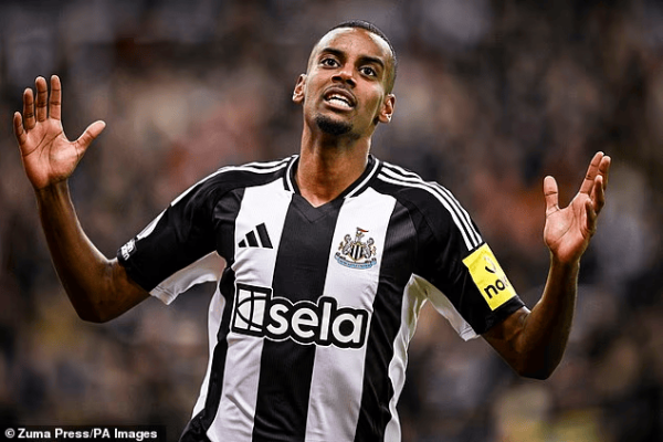 利物浦1.1亿报价伊萨克被拒;大幅提价+签备选纽卡才会放东谈主