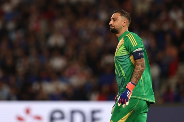 佩杜拉：曼城5月份就驱动追求多纳鲁马，拜仁也可能提倡报价