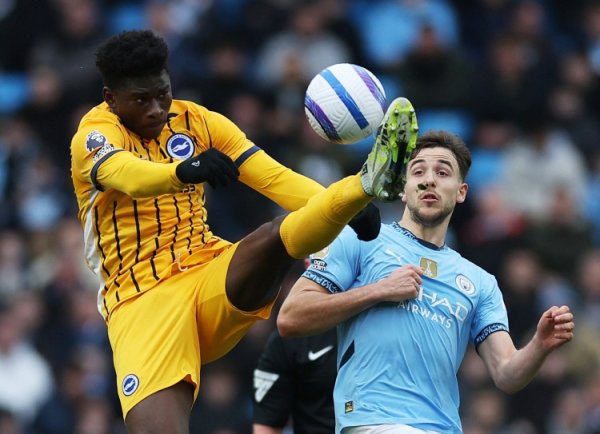 记者：布莱顿今夏坚定不卖巴莱巴，除非报价达1亿镑估值