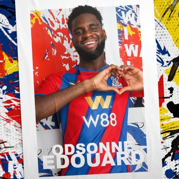 记者：尼斯与水晶宫就爱德华400万欧转会费已毕一致