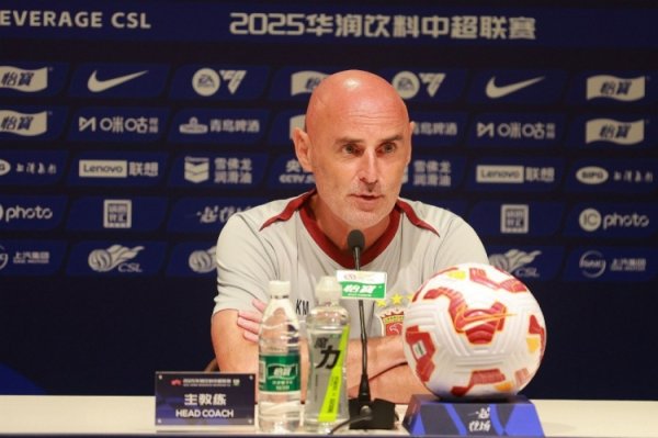 穆斯卡特：会字据不同敌手特色，在比赛中作念出最有益于球队的选拔