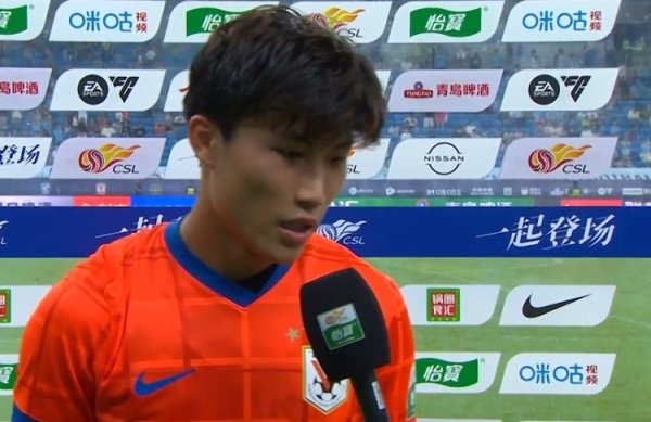 谢文能：受台风的影响来深圳有些周折，这场顺利对咱们很迫切