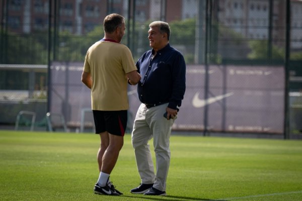 TA：巴萨引援规律，俱乐部专注完成马丁&什琴斯尼&巴德吉的注册