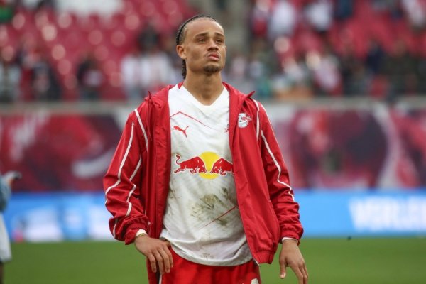 图片报：西蒙斯离队的概率降至50%，切尔西得先卖东说念主智商签他