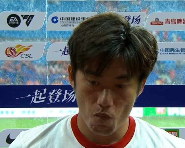 张华晨：其实拿到1分照旧不错汲取，但临了莫得守住比分很可惜