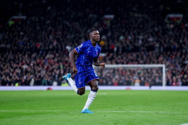 铁闸！凯塞多本场11次获取球权+5次羁系，均为全场最多