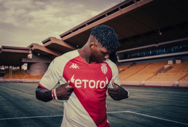 记者：恩博洛接近离开摩纳哥，球员受到多支欧洲球队样貌