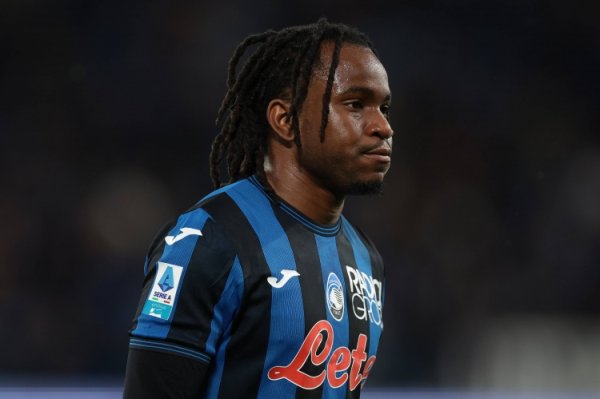 迪马：拜仁高额租赁费+遴荐性买断报价卢克曼，但遭亚特兰大停止