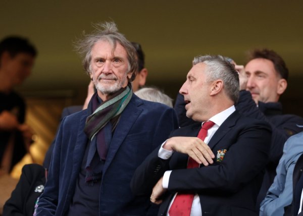 邮报：阿莫林布置呆板名不副实，拉爵方案自以为能扭转曼联劣势