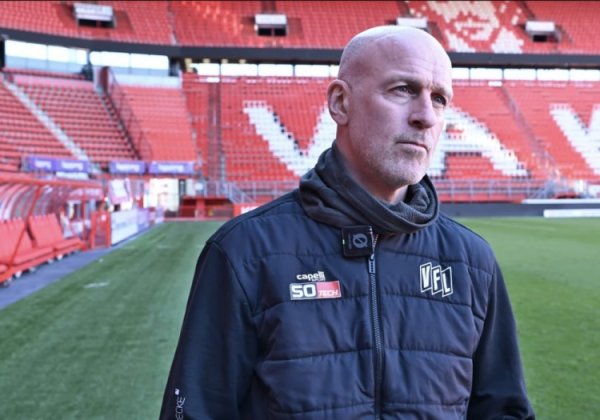 官方：试图赶走租赁至敌手的球员上场，前德丙球队主帅被禁赛一年