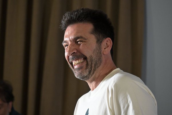 布冯：出洋踢球对莱奥尼有克己，如今意甲联赛不再是球员的绝顶站