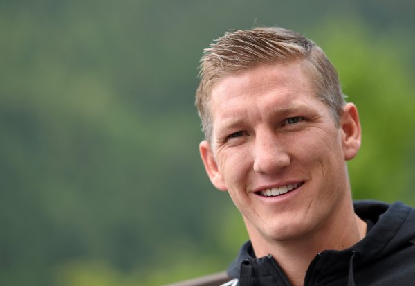 施魏因施泰格：诺伊尔仍能代表德国队，跟他庄重谈谈他可能会总结