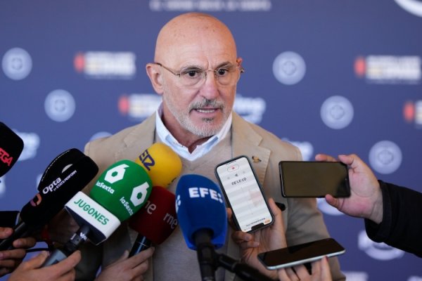 额外洛佩特吉！16胜5平，德拉富恩特带西班牙队已归拢21场不败