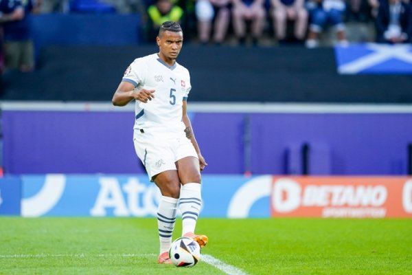 阿坎吉：瑞士近2轮世初赛拿6分太好了，我但愿在国米获得出场契机