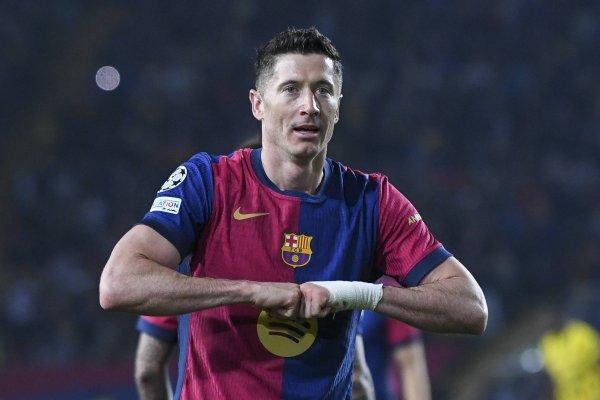 世体：莱万效果比25岁时还高，在巴萨场均0.68球，多特场均0.55球