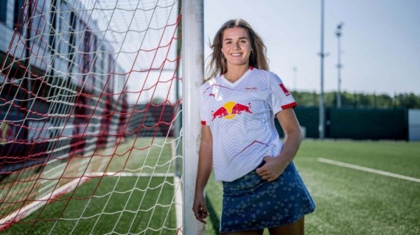 哈兰德青训女队友：他畴昔有点皮，很兴隆看到他如故从前阿谁少年