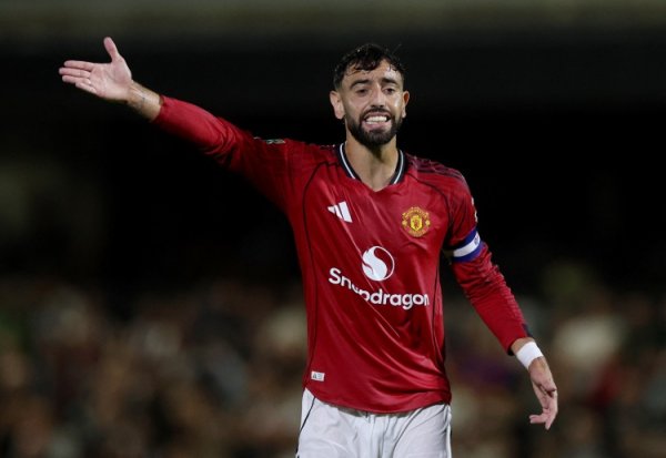 B费谈德比：曼城用四名中场反抗咱们两名中场 要像踢枪手那样压迫