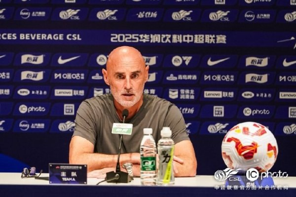 穆斯卡特：感谢球迷传递的信念和支合手，匡助球队拿下告成