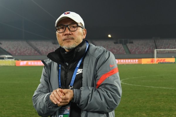 张外龙：队里年青球员较多失球后信心受影响，重拾信心需要经由