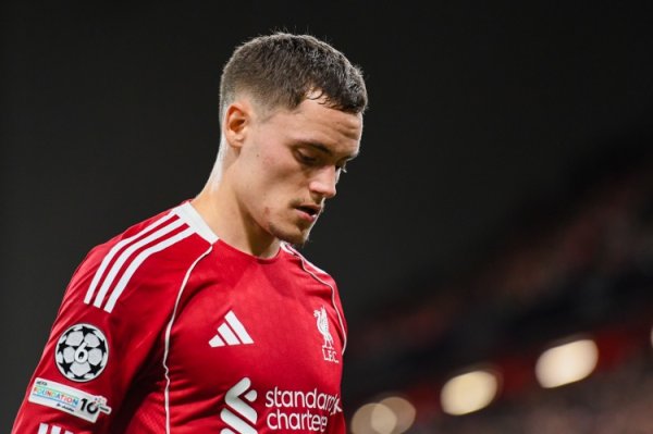 TA：维尔茨际遇蚁合“007”梗的嘲讽，解说他还在冗忙的得当英超