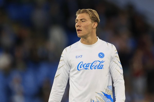 记者谈霍伊伦：加盟曼联对他来说跨度太大，他彰着更符合意甲