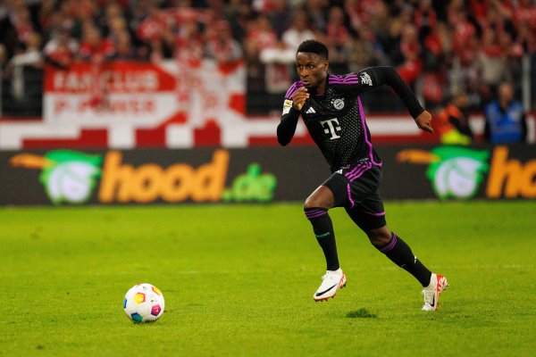 外媒：33岁布纳-萨尔可能退役，昨年离开拜仁后一直没找到球队