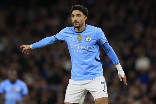 马尔穆什进入“踢球作风＂联思挑战，“速率”一词选了胡桑诺夫