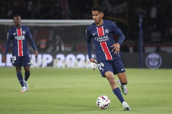 斯基拉：马尤卢与巴黎续约到2030年可能性越来越大，双刚直在商酌