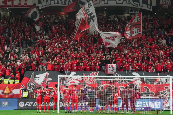 马德兴：海港球迷很少高调只缄默奴才，没招惹任何一方更不能仇