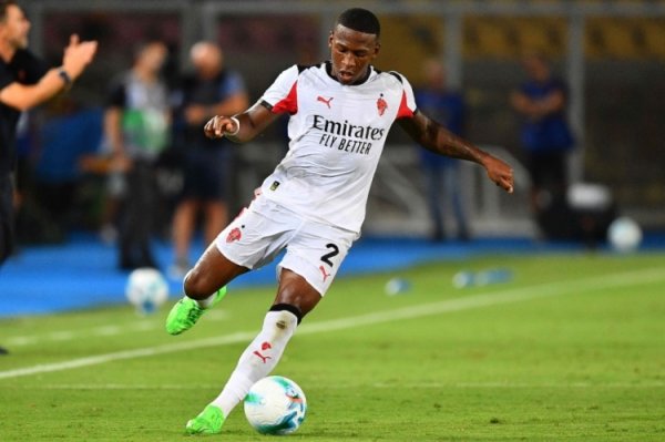 米体：巴特萨基进展出色，埃斯图皮尼安不一定能重回米兰首发