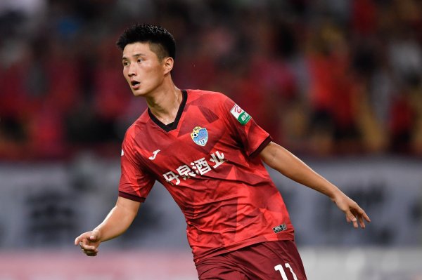 中乙金靴费尔南多：爷爷取名时可能主义比别东说念主多一丝 偶像是凯恩