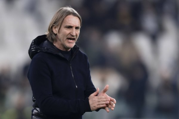 克雷莫内塞主帅：下半场咱们的进展很出色，必须认真合理分派体能