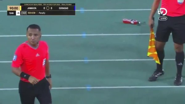 透彻豪恣！可能绝杀库拉索的点球被取消，库拉索评释鬼哭神号庆祝