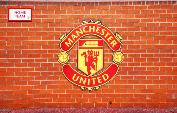 太阳报：曼联挖角阿森纳公关左右，后者将于2026年加入团队