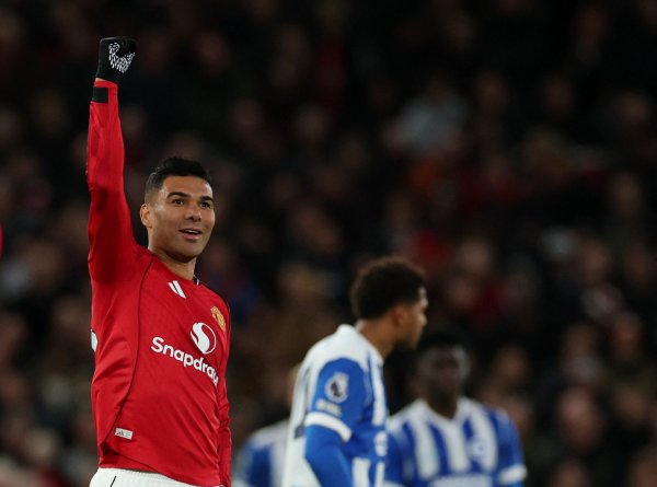 罗马诺：曼联但愿续约卡塞米罗，但前提是他需要接收降薪