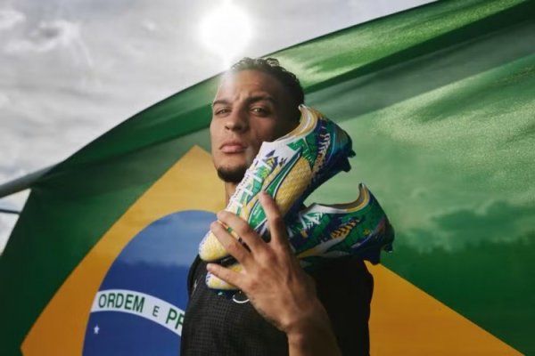 安东尼长篇专访⭐偶像是梅西丨感谢曼联丨隔断拜仁丨渴慕天下杯