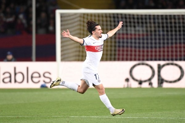 欧冠正赛单场打进3球，维蒂尼亚是巴黎队史中场球员首东谈主