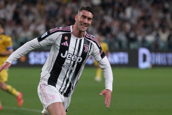 意天外展望本轮意甲尤文首发：库普梅纳斯仍踢后卫，DV9重返首发