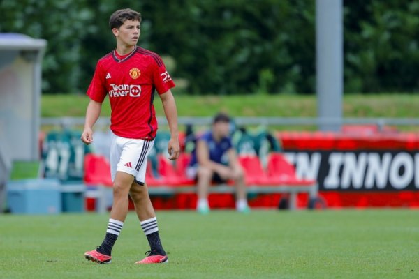 曼联青训栽种：比较进入U21比赛，18岁的莱西与一线队测验更遑急