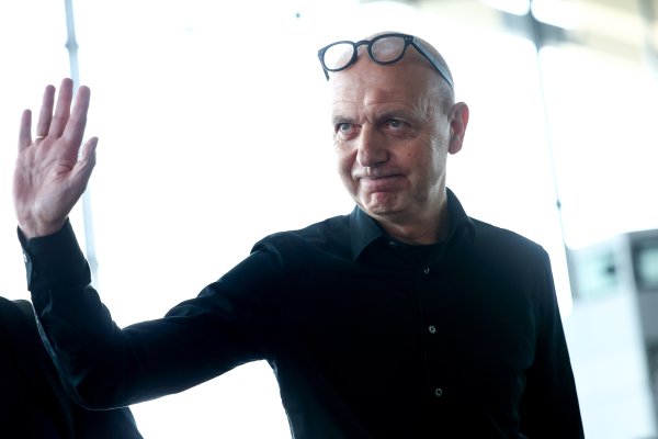 德足协主席：咱们必须保捏和缓，对天下杯每支球队一视同仁